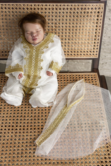 Embroidered Baby Girl Thoub & Bokhnag – White Cotton with Gold Hand Embroidery (Size 0–3 Months)