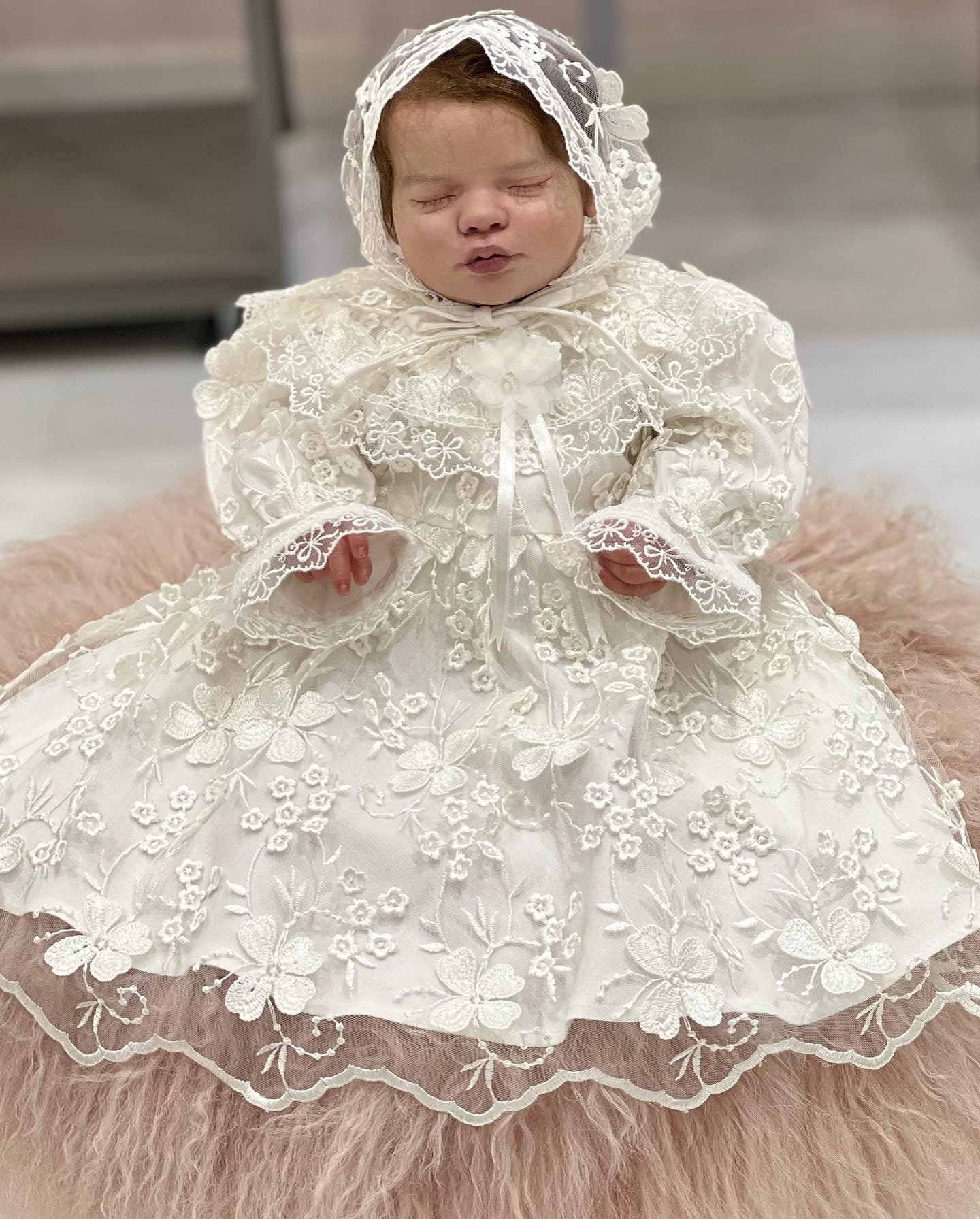 Handcrafted Baby Lace Gown with Bonnet – Luxurious Newborn Set