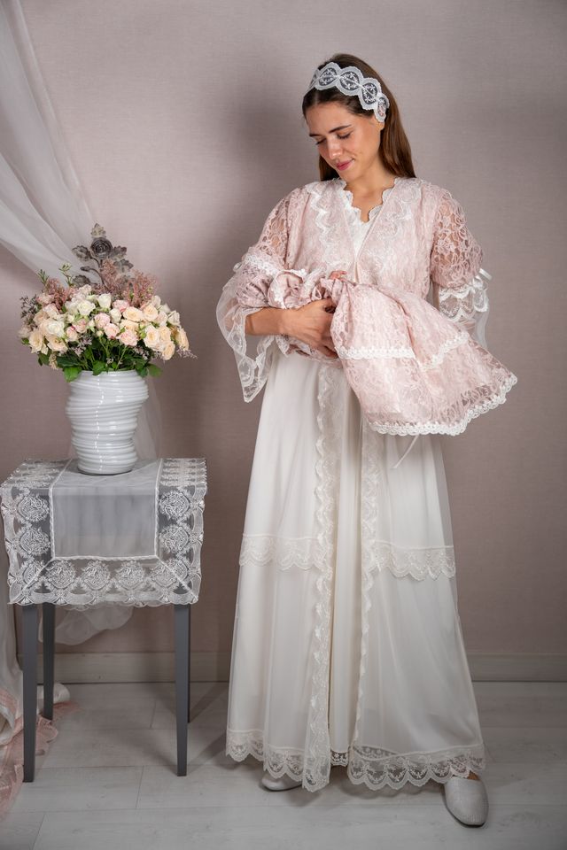 Me & My Mom Newborn Girl Set with Lace
