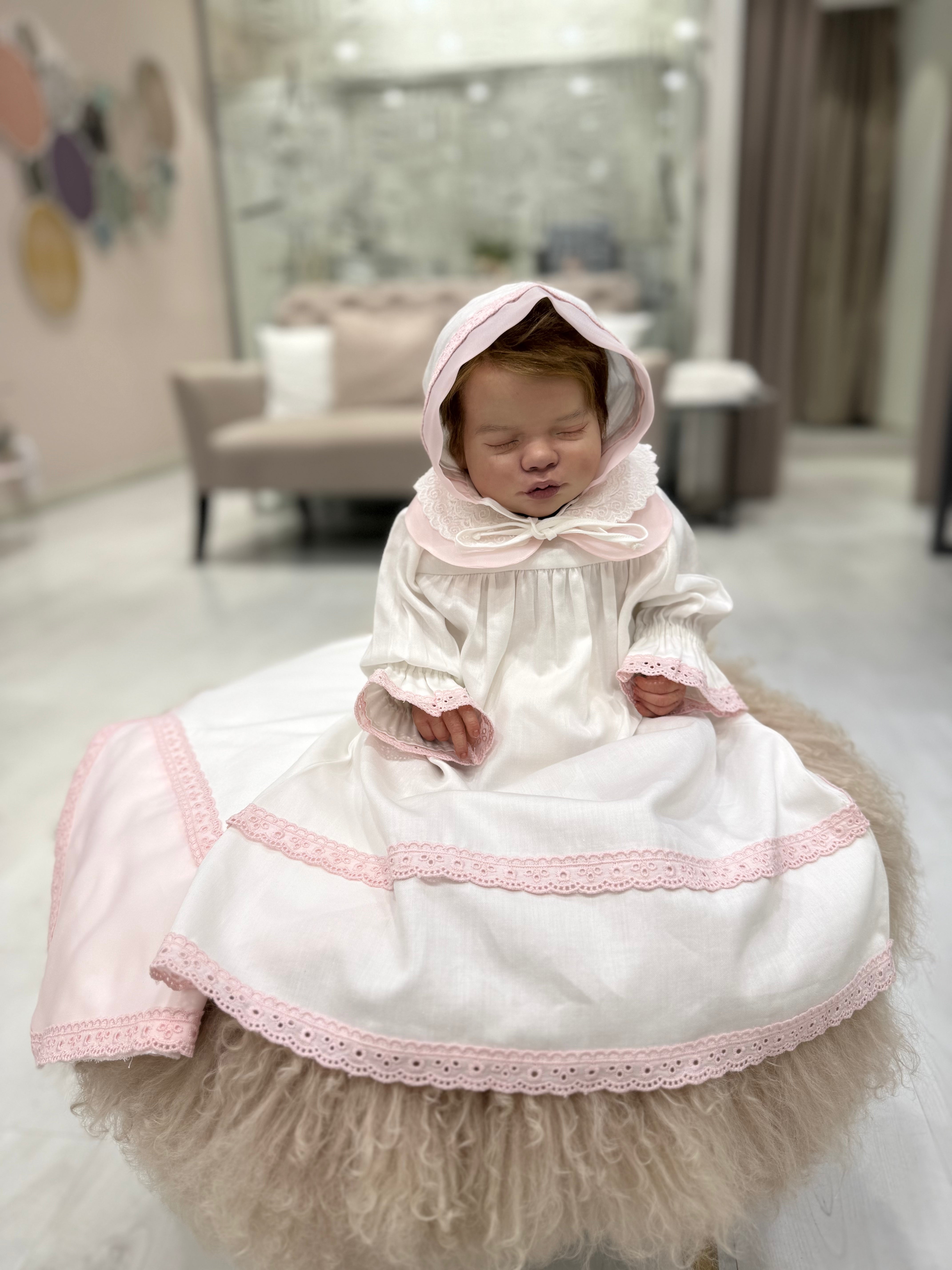 Elegant Baby Girl Newborn Set (3 Pieces)