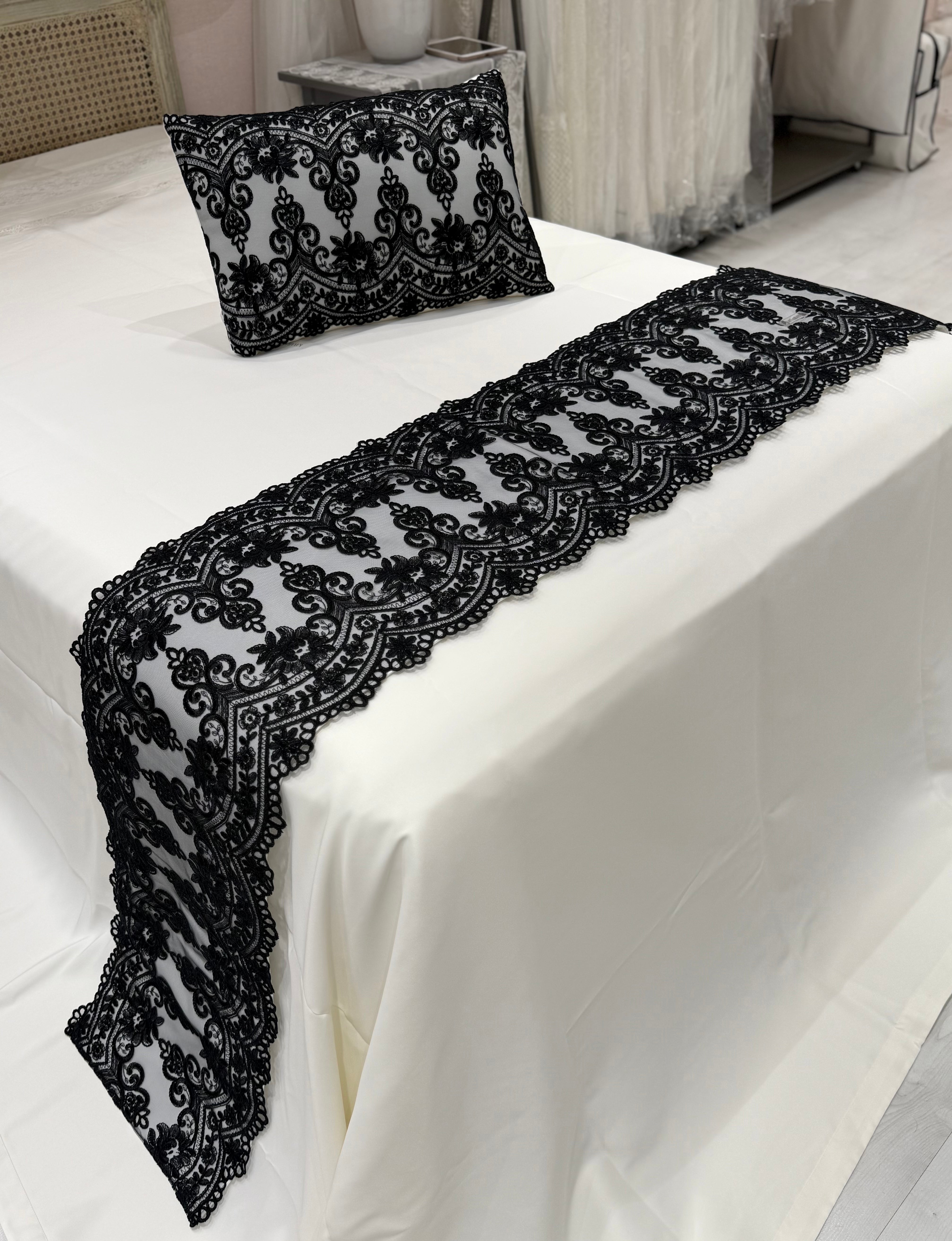 Classic Black & White  Bed Throw