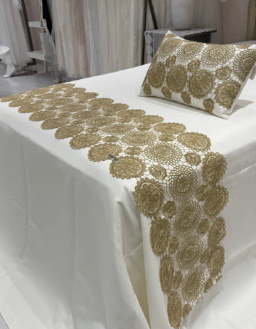 Golden guipure Throw