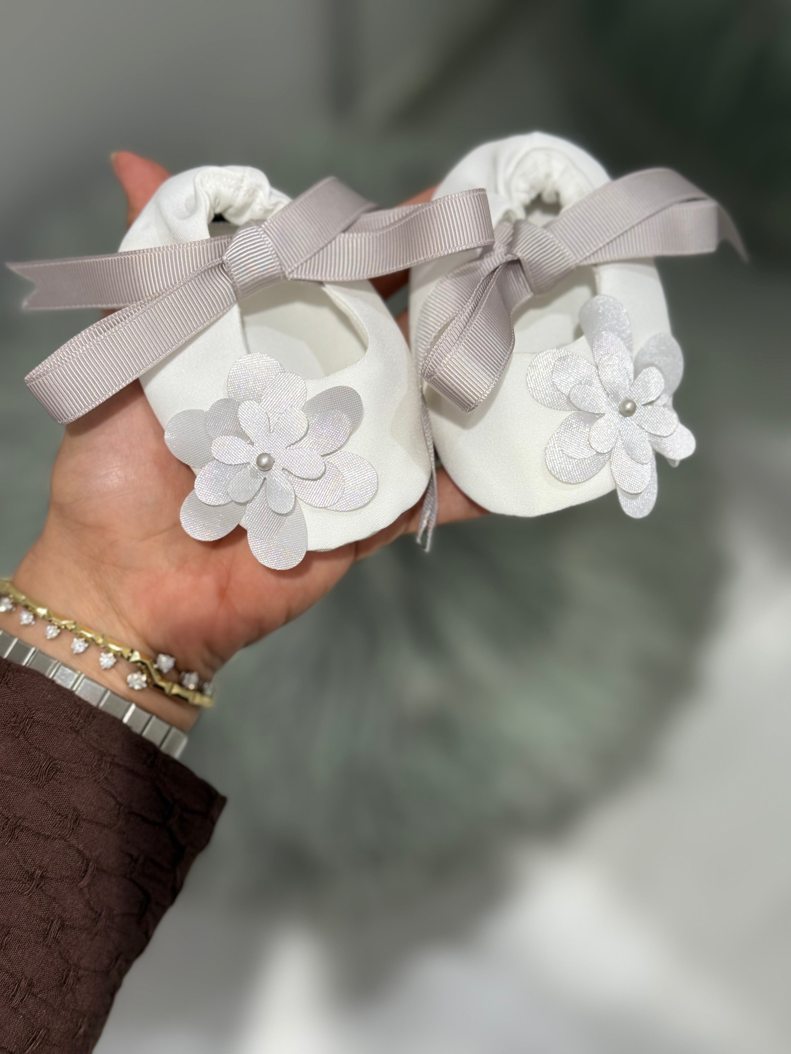 White & Grey Newborn Booties with Cute Flower