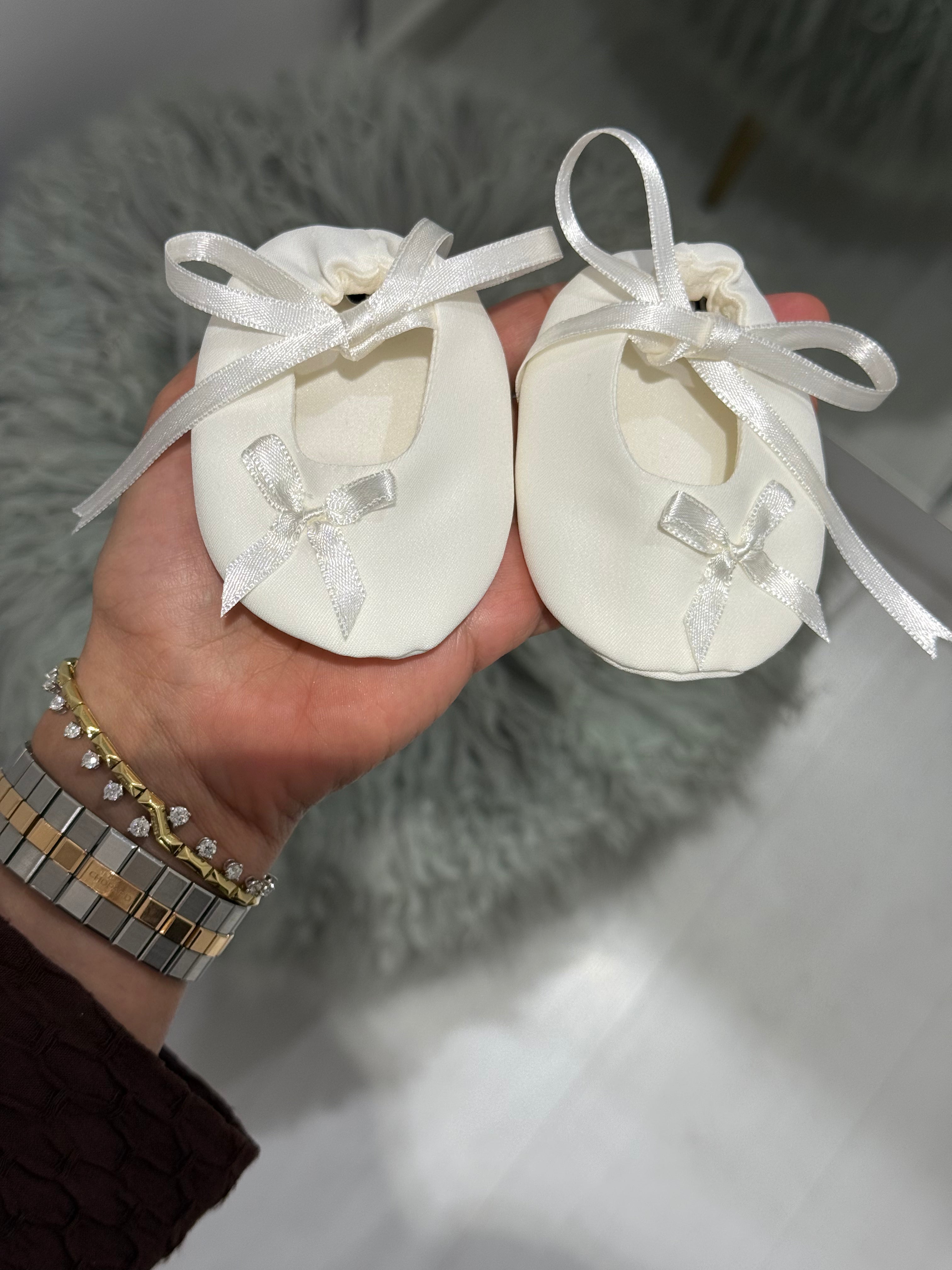 Cute Bow Newborn Booties