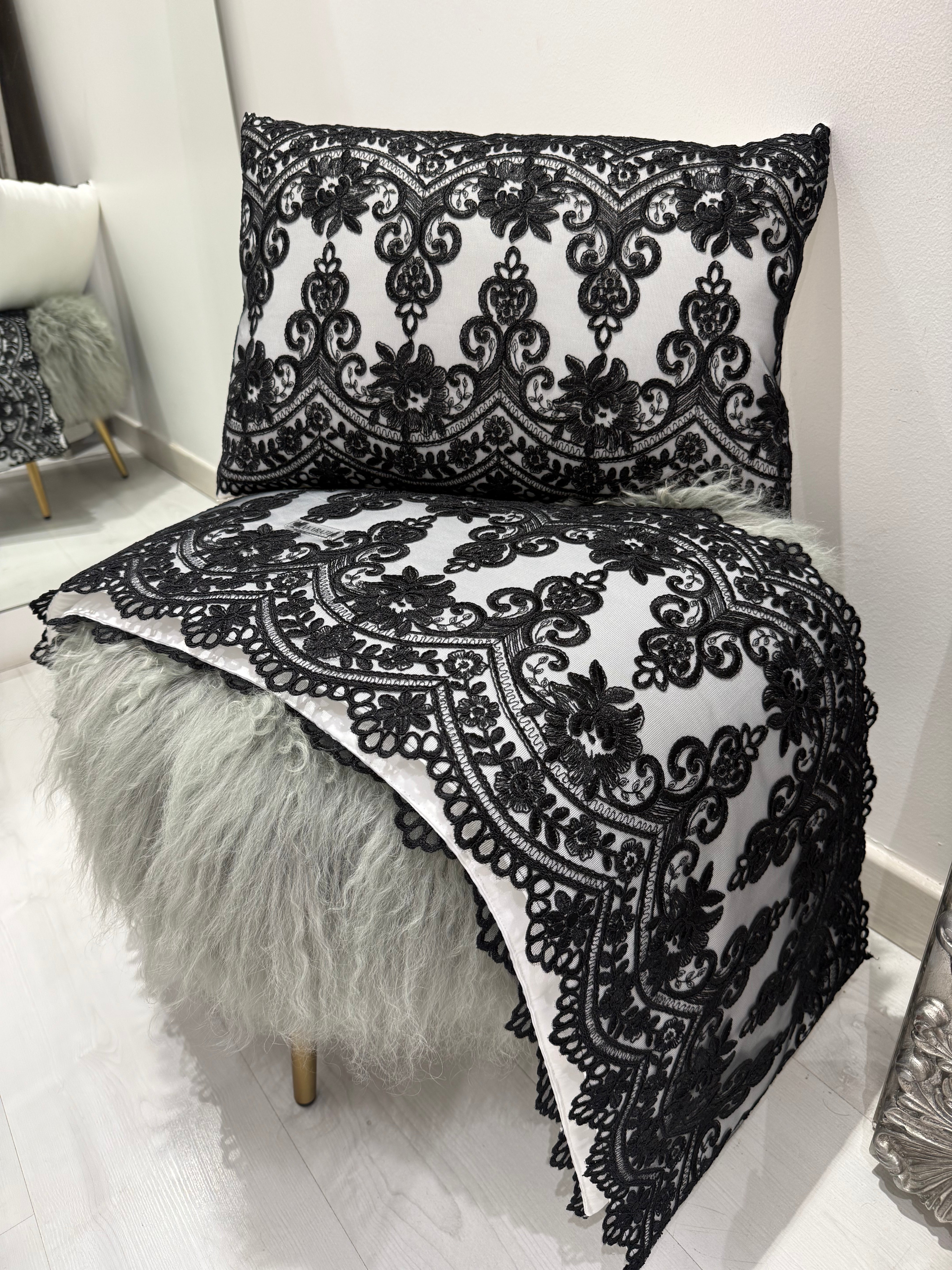 Classic Black & White  Bed Throw