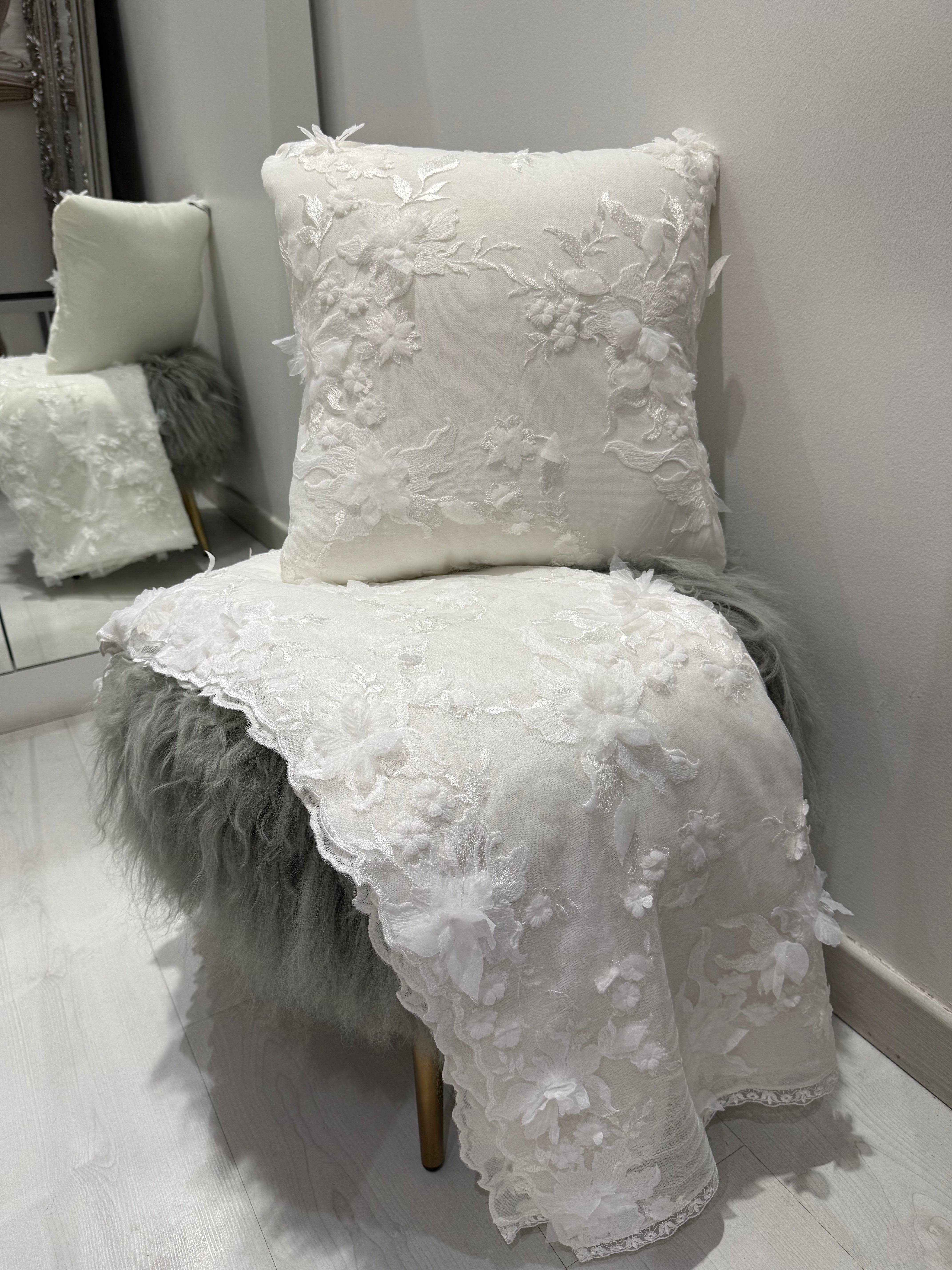 Luxury 3D Floral Bed Throw