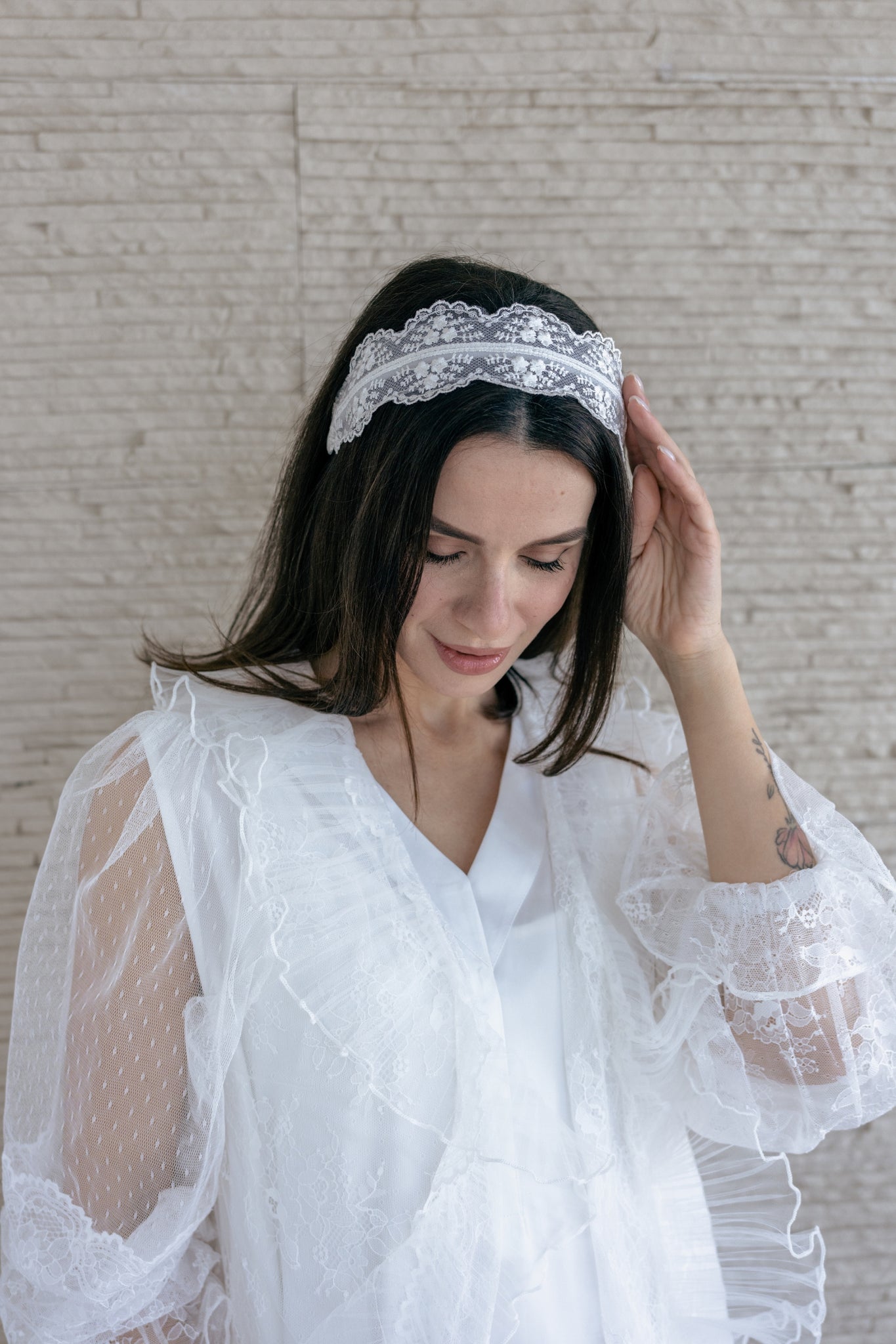 Elegant  Lace Headband