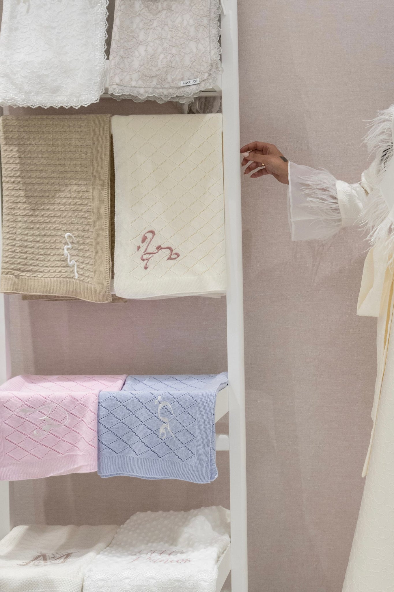 Cozy  Tricot Baby Blanket