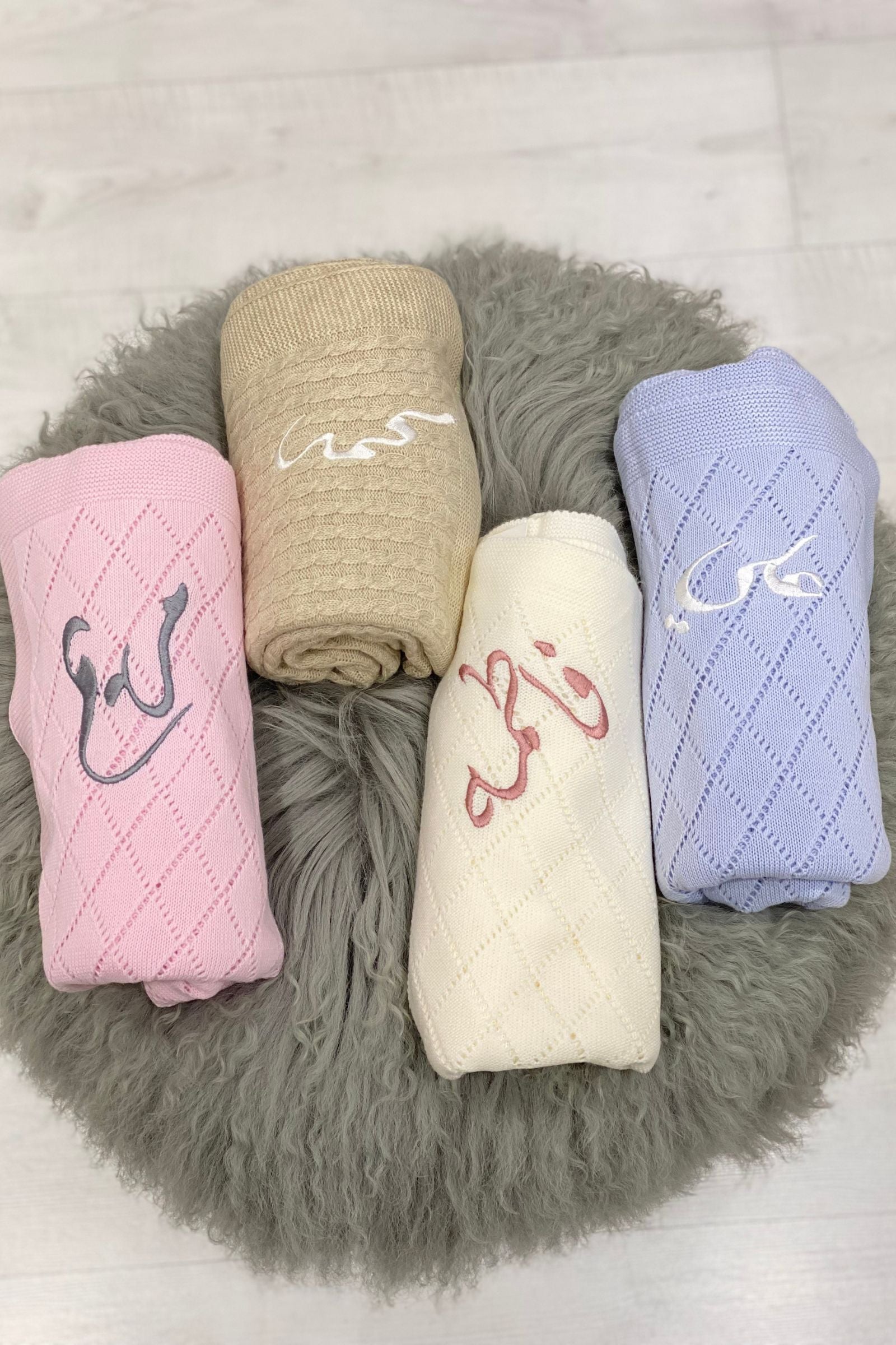 Cozy  Tricot Baby Blanket