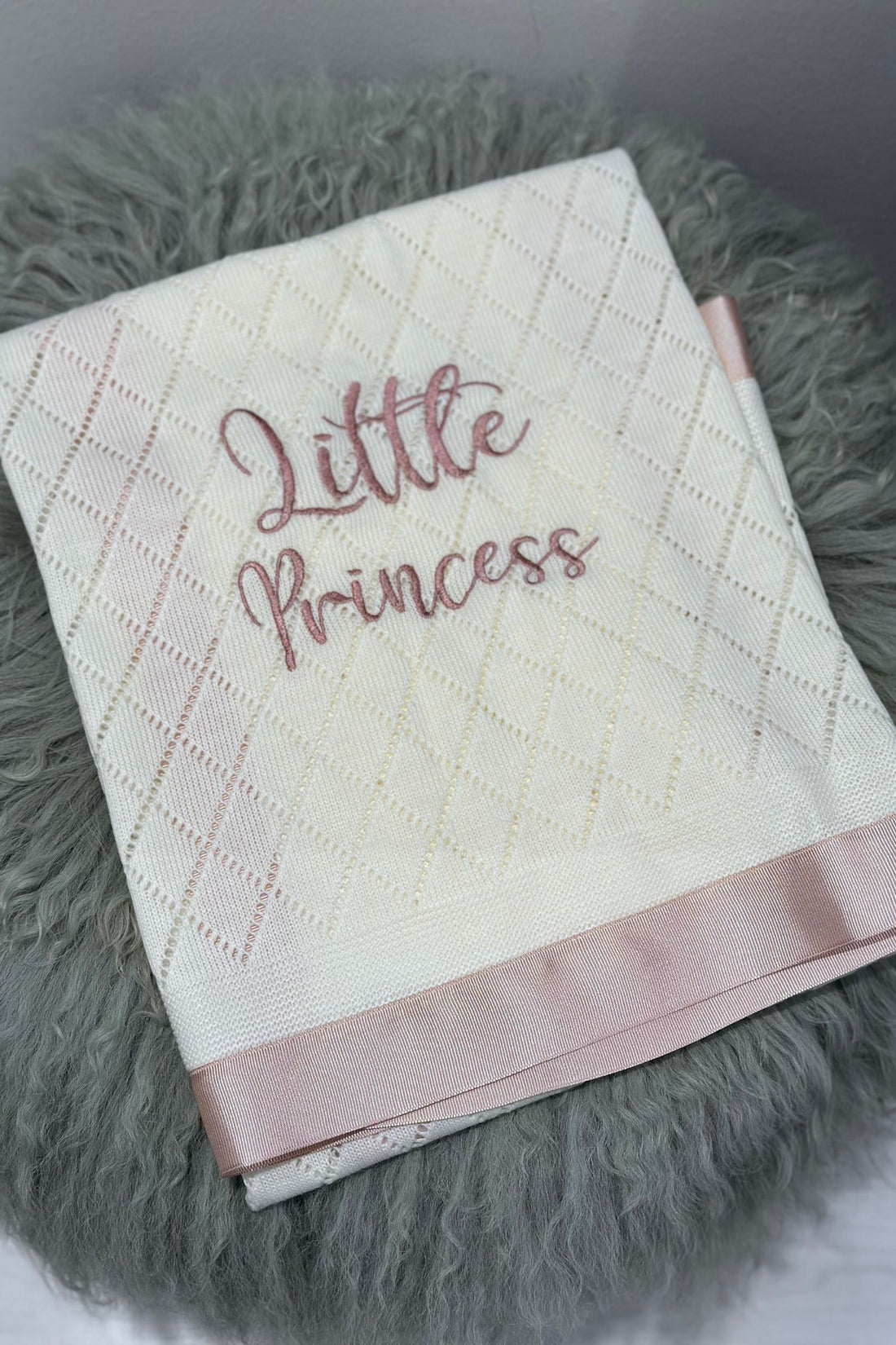 Personalized Knit Baby Quilt – Soft & Elegant Embroidery Blanket