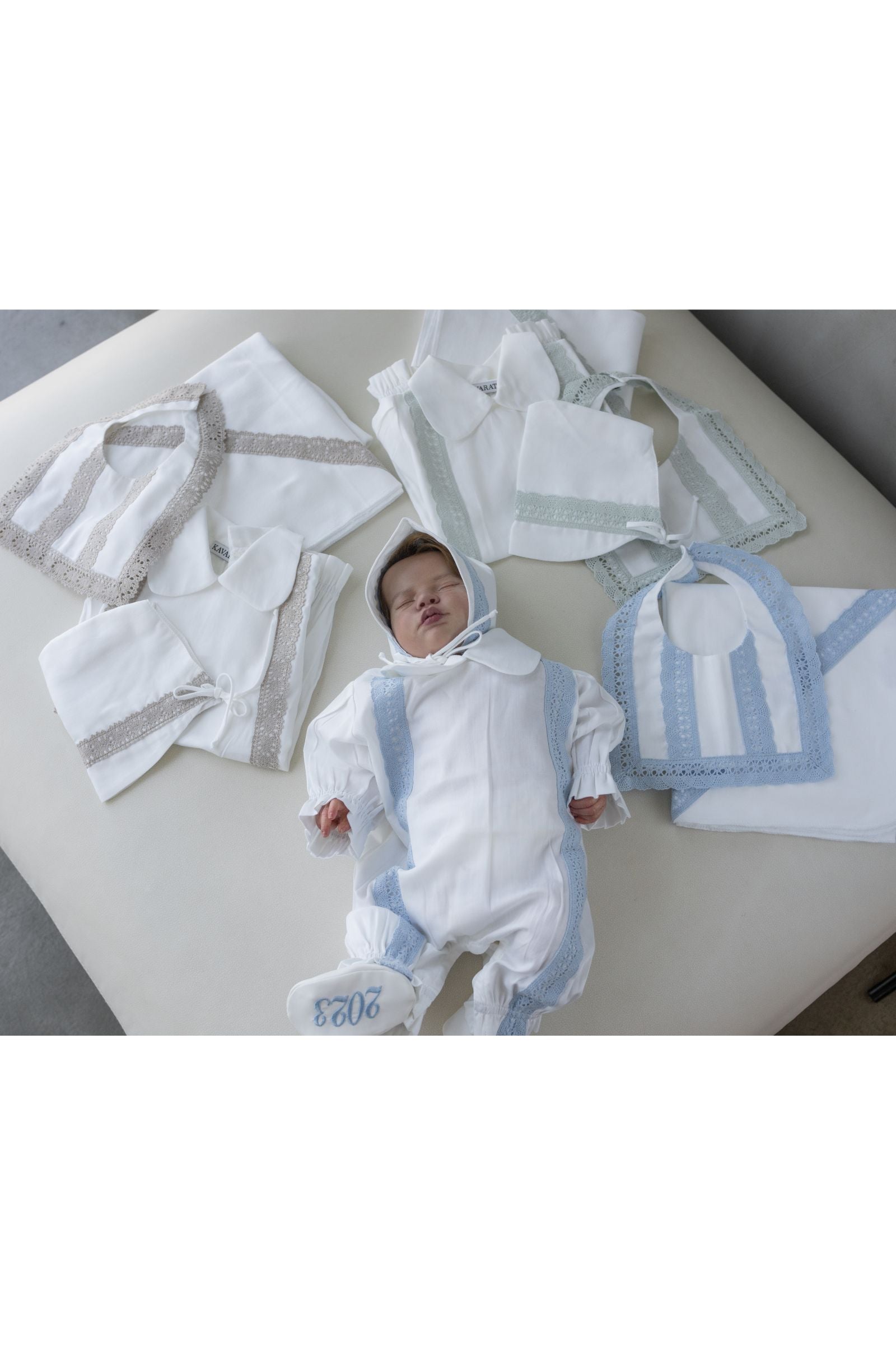 Elegant Baby Boy Set with Blue Lace – 6 Pieces (Size 0–3 Months)