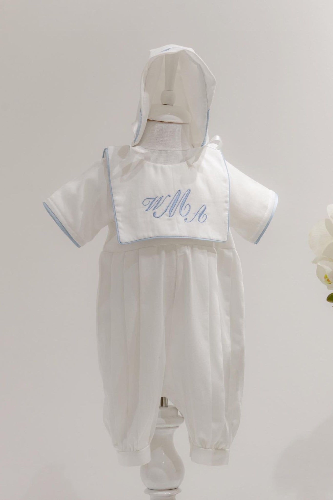 أوفرول قطني أنيق للمواليد مع تطريز الإسم 