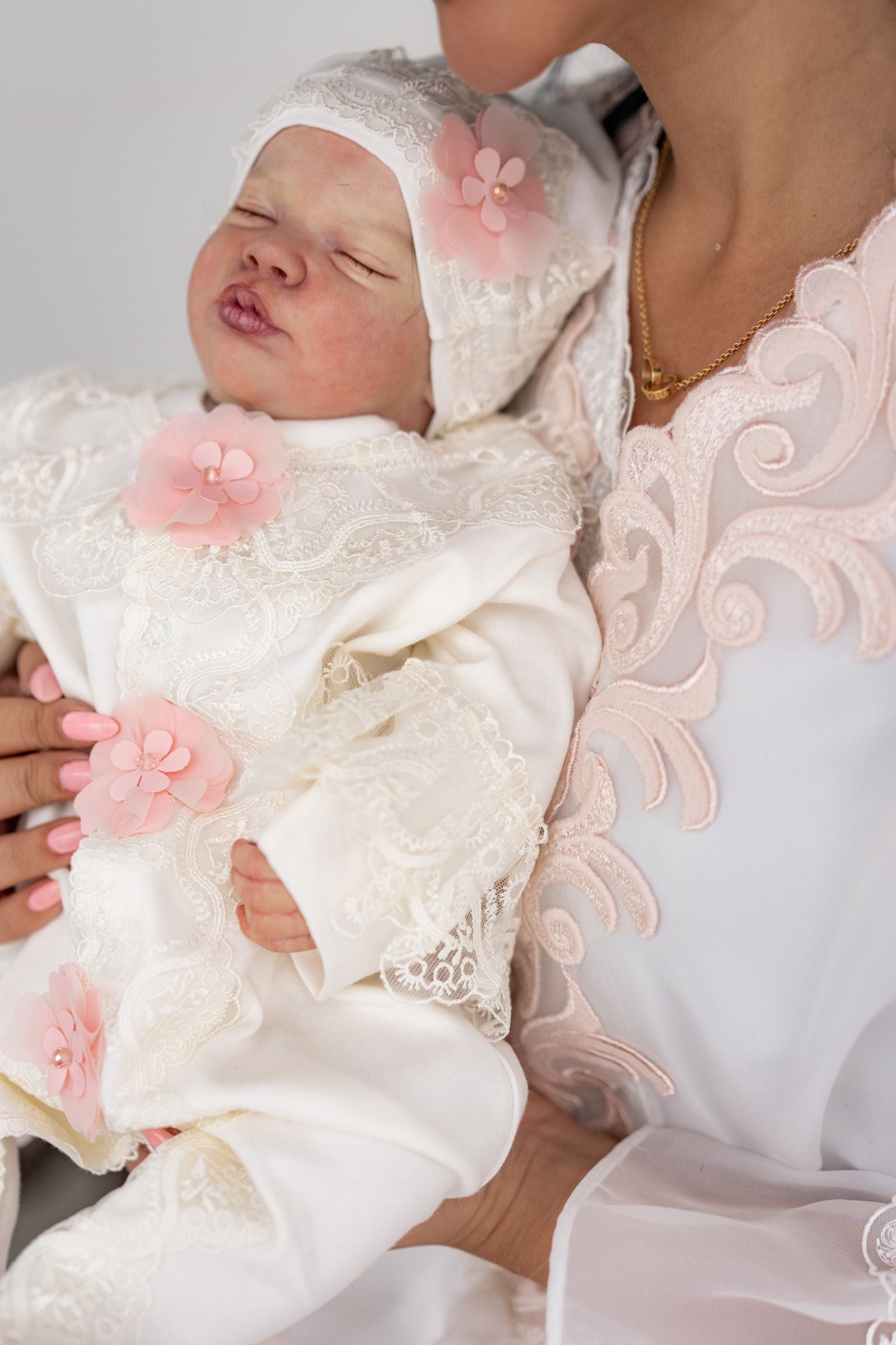 Elegant Baby Girl Overall Set With Pink Roses