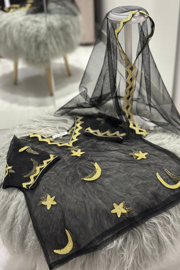 Helal & Najma Collection – Baby Girl Thoub & Bokhnag with Gold Hand Embroidery (Size 0–6 Months)