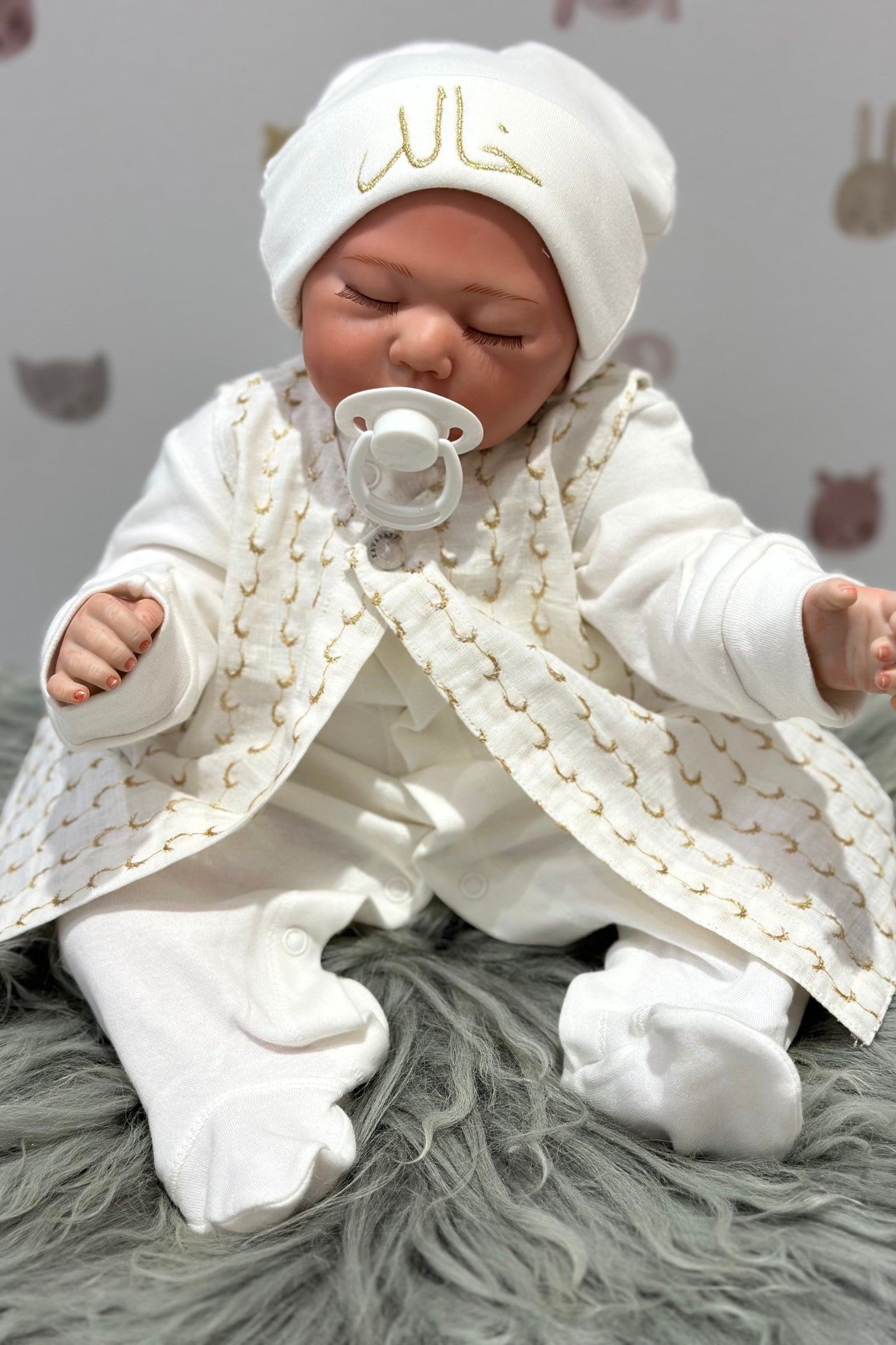 Helal & Najma Personalized Baby Boy Set – Embroidered Vest, Cotton Overalls & Hat (0–3 Months)