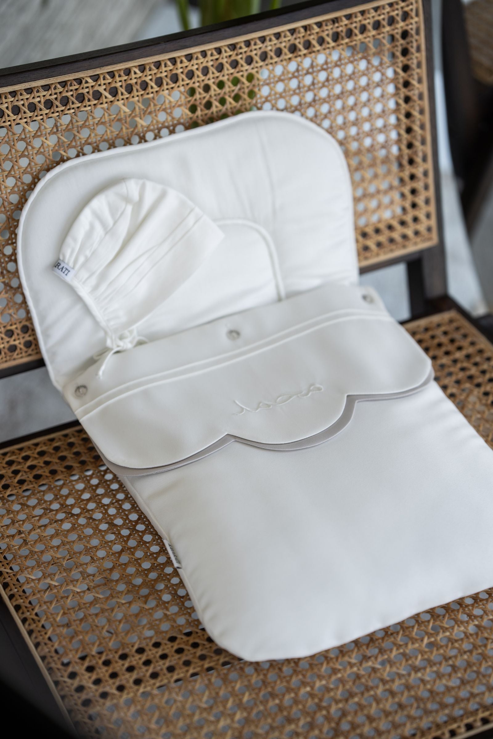 Luxury Baby Bag Set with Cap