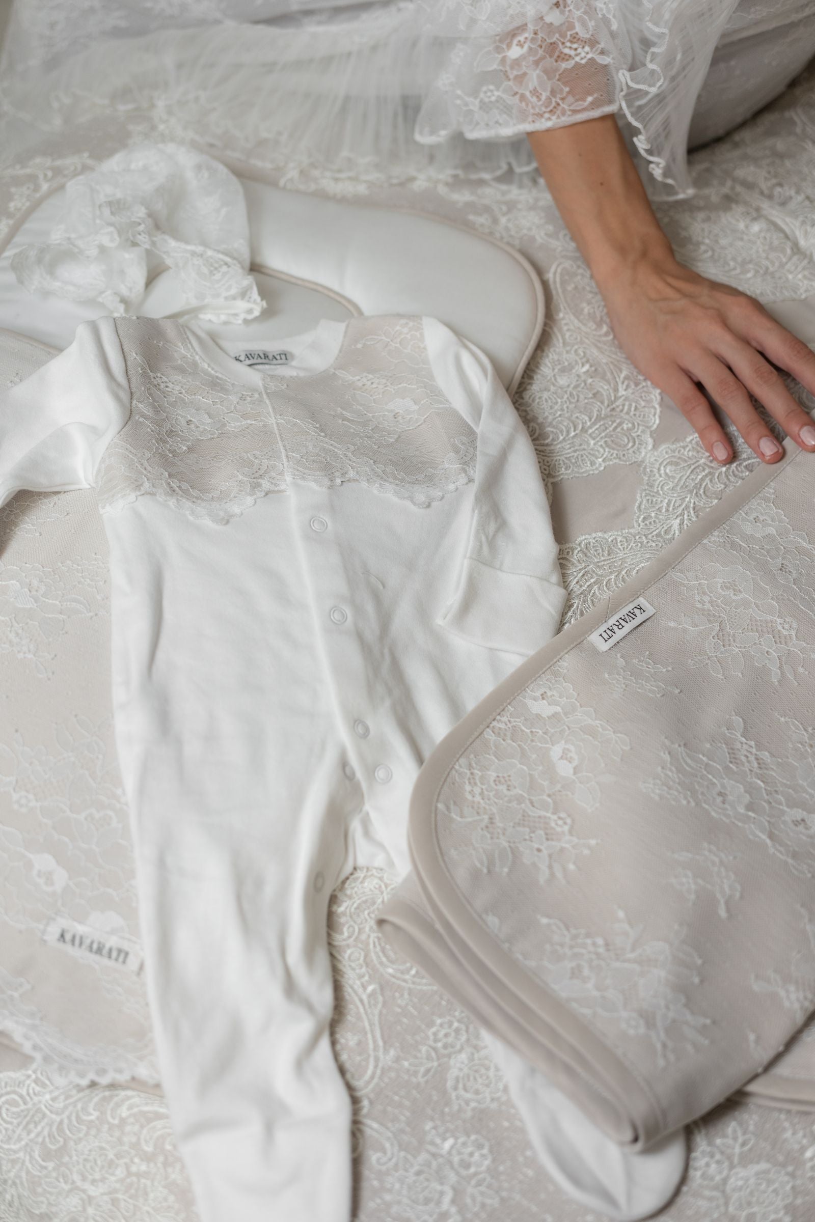 Luxury Newborn Gift Set – Pure White Cotton with Soft Lace Finish