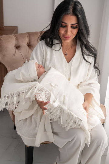 Luxury Classical Sleeping Baby Bag – Light Cream Color