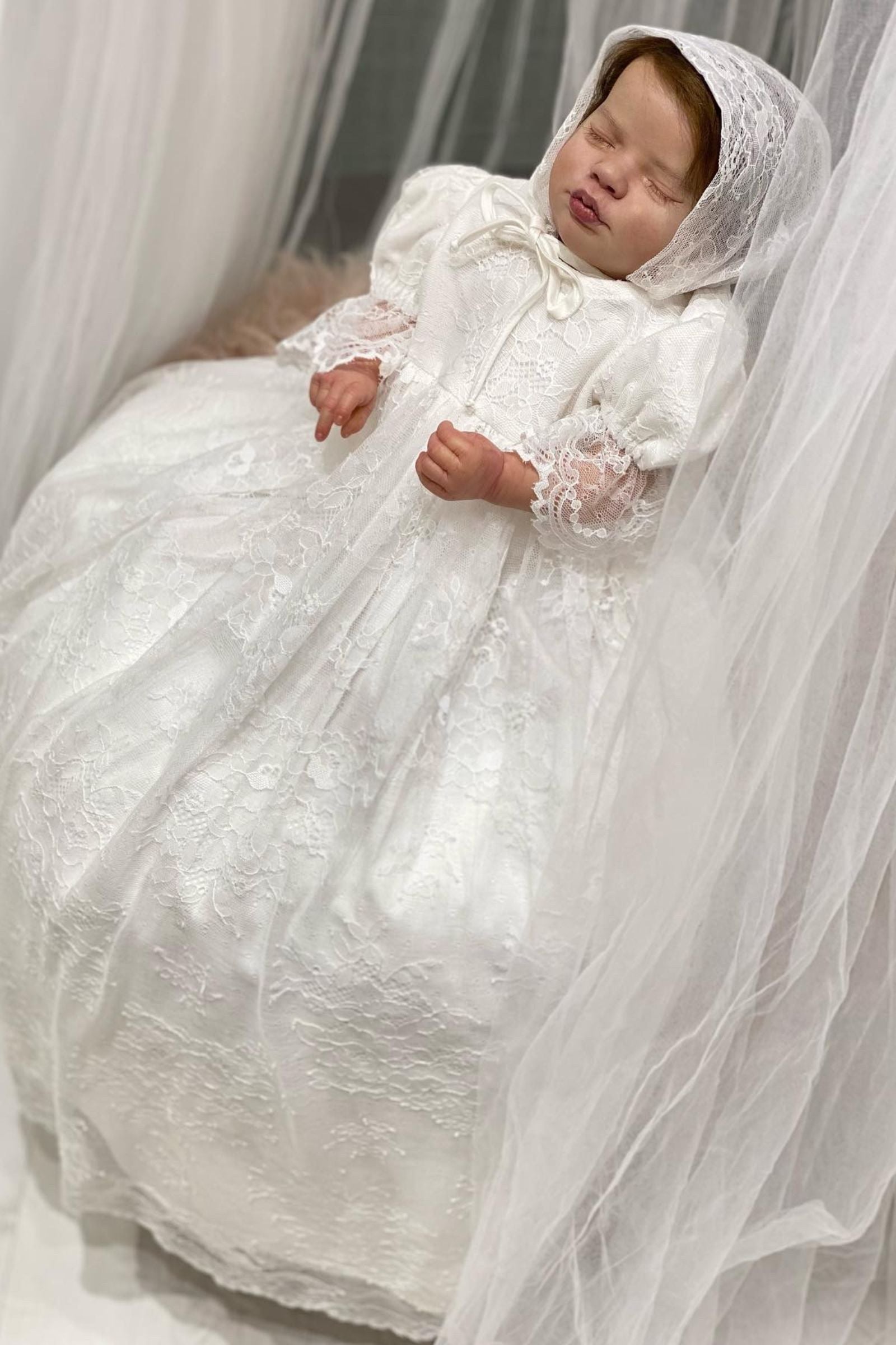 Victorian-Style Newborn Baby Girl Dress with Hat – Hand-Embroidered Lace Elegance (0–3 Months)