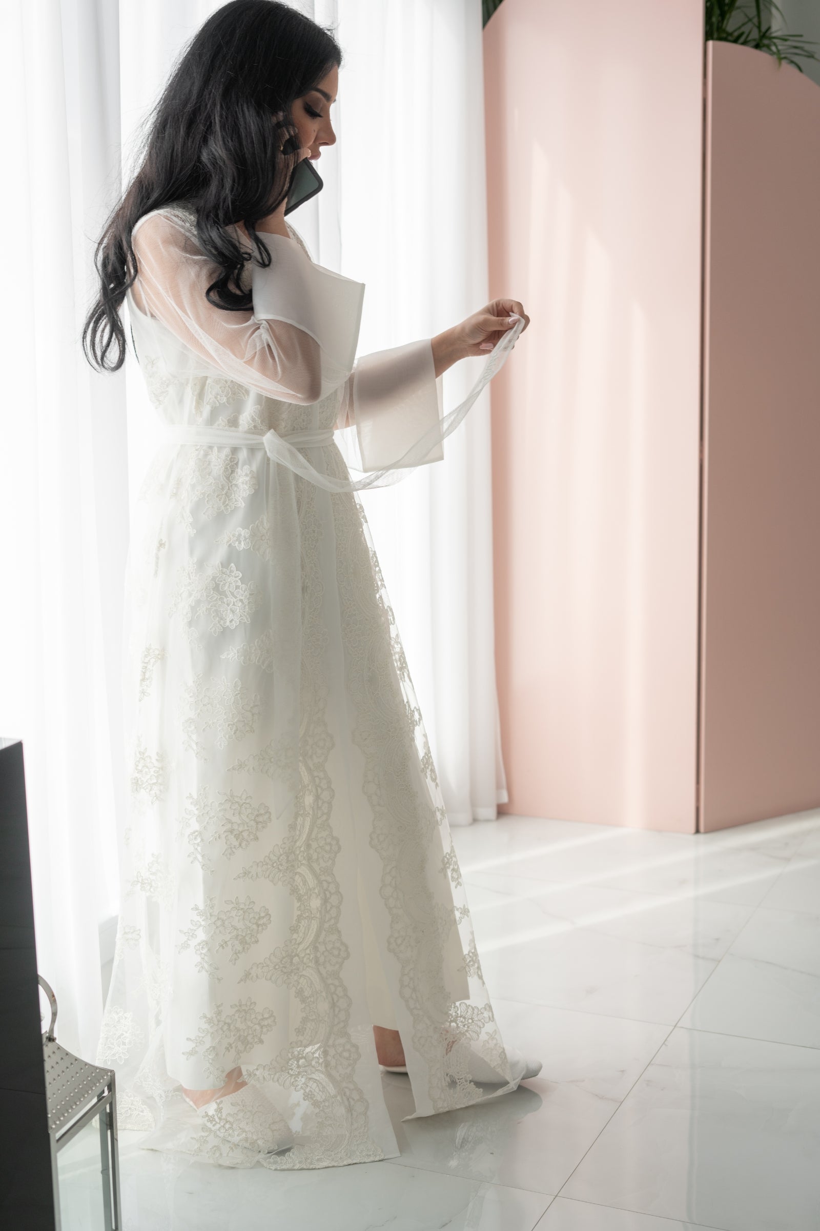 Luxurious and Elegant Bridal Lace Robe