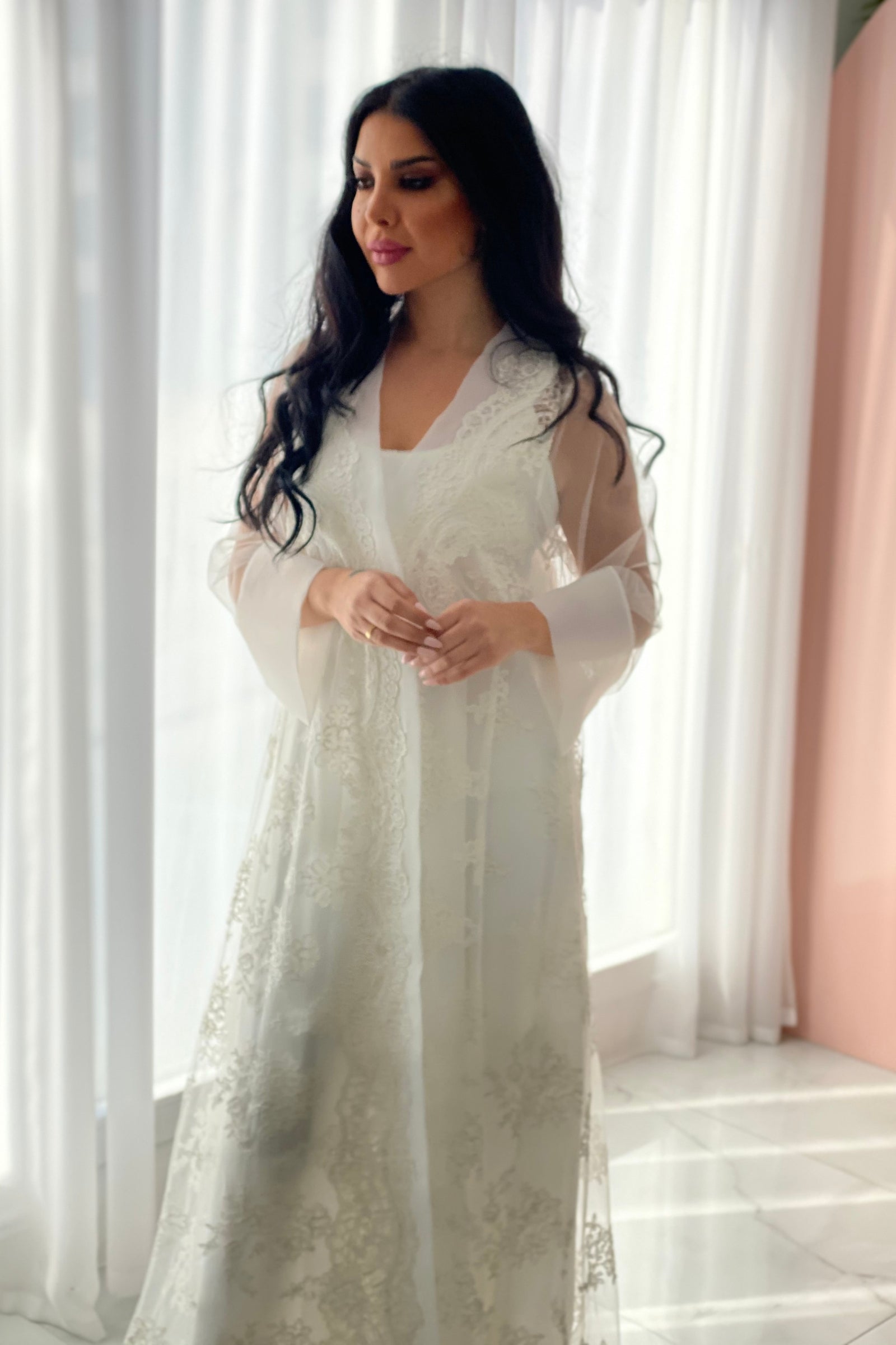 Luxurious and Elegant Bridal Lace Robe