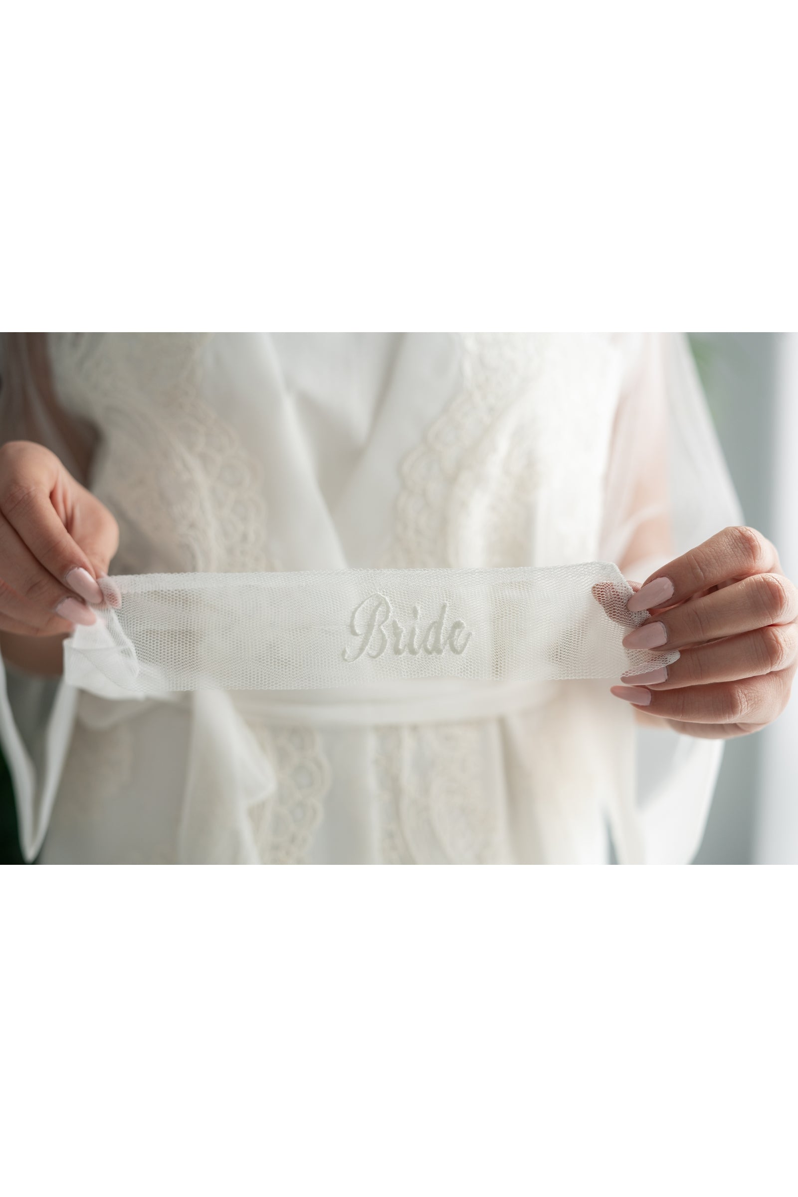 Luxurious and Elegant Bridal Lace Robe