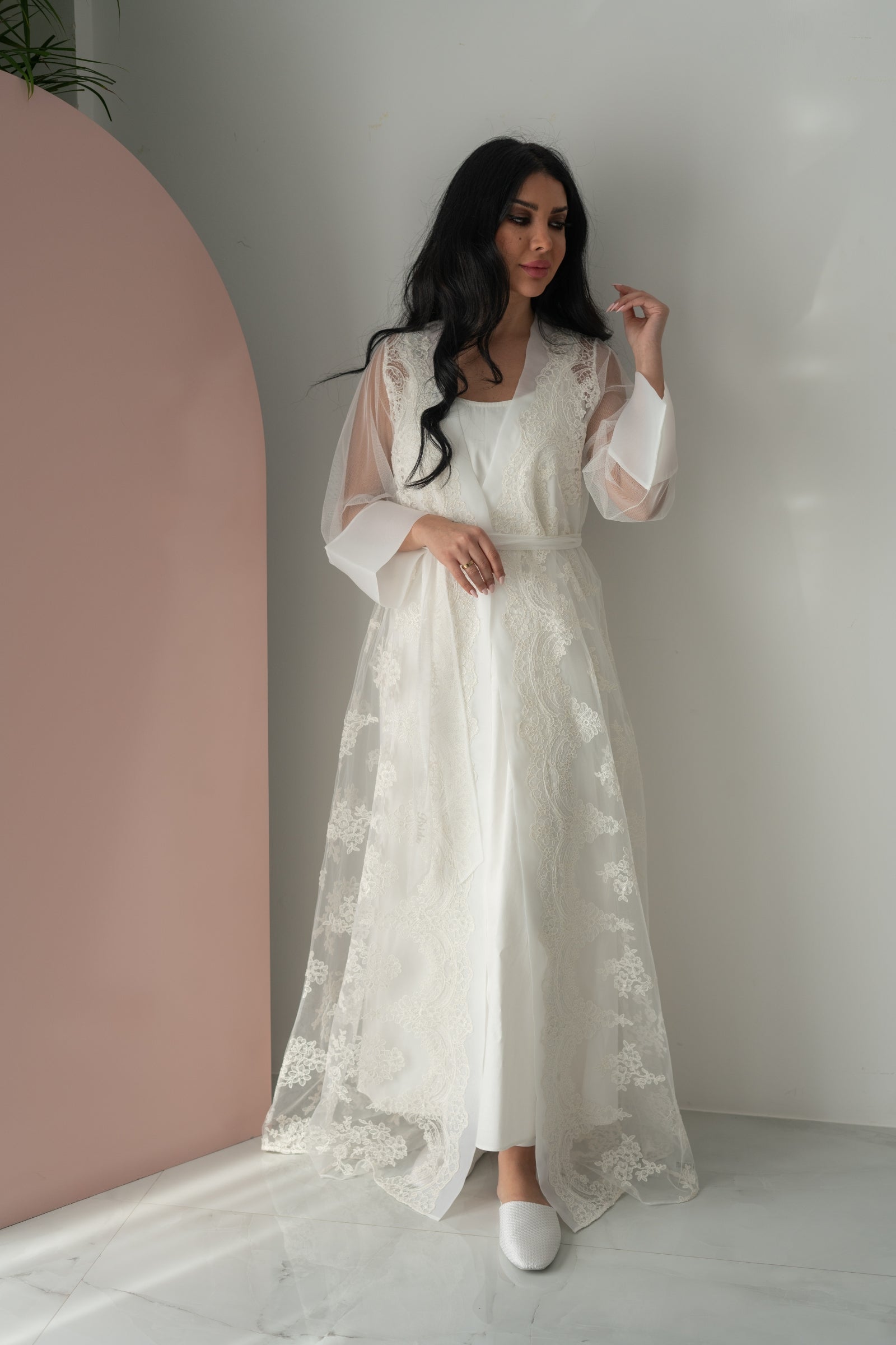 Luxurious and Elegant Bridal Lace Robe