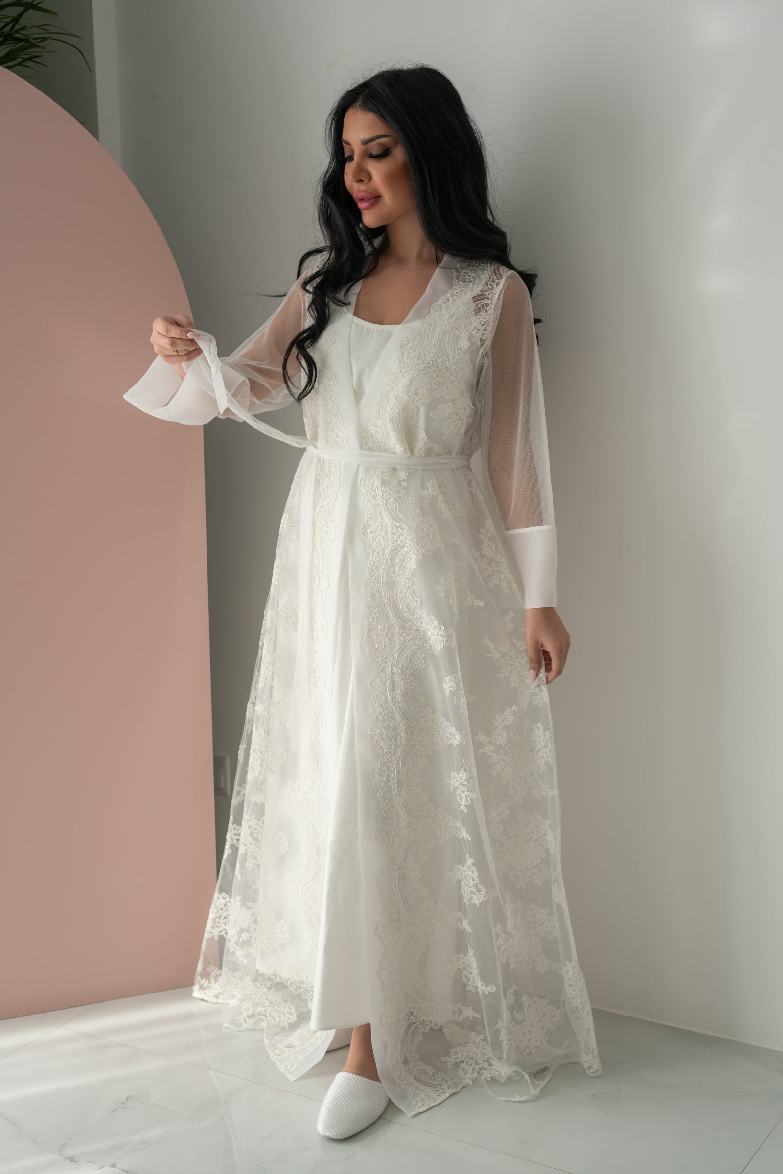 Luxurious and Elegant Bridal Lace Robe
