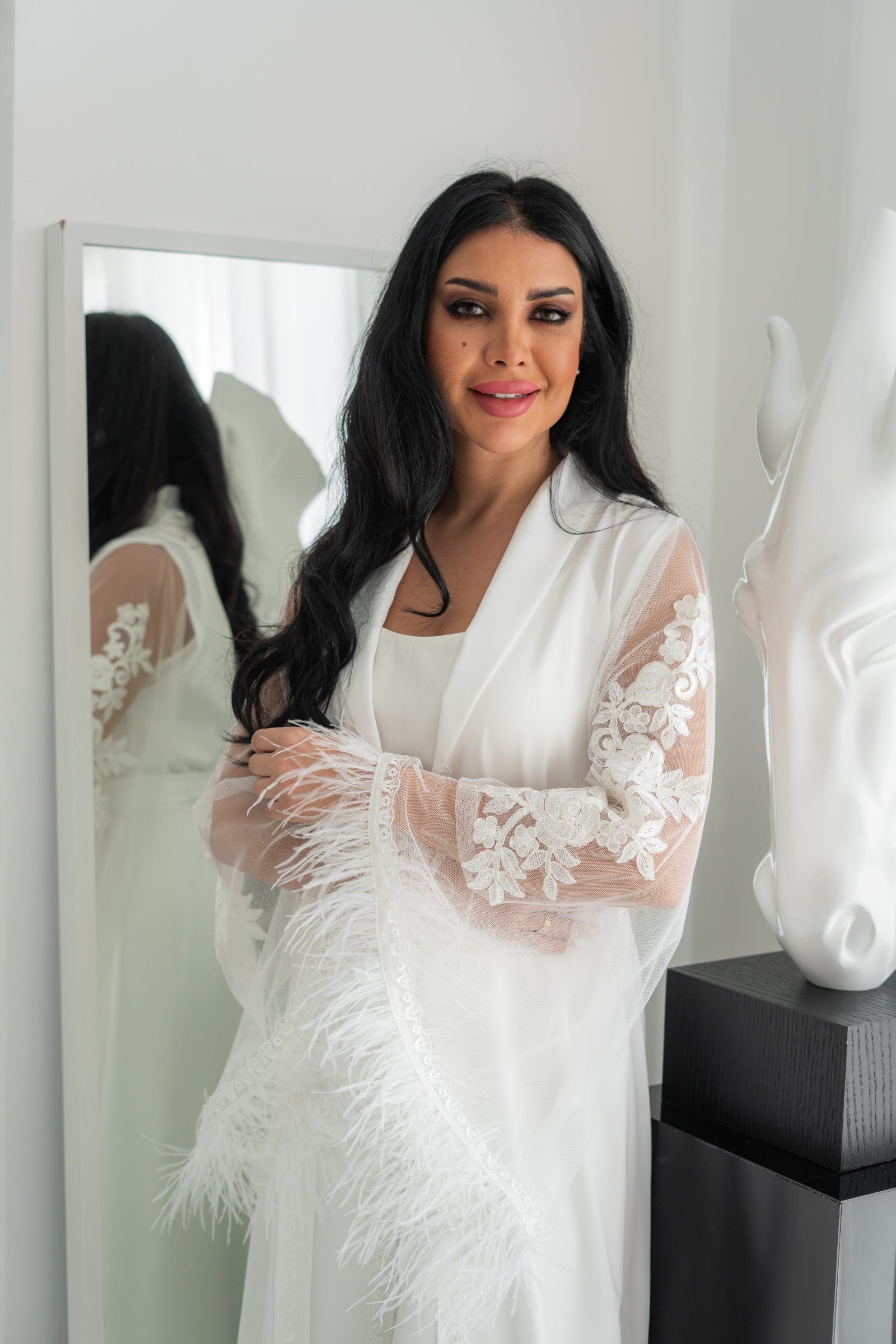Feather Lace Bridal Robe – Sheer Embroidered Elegance