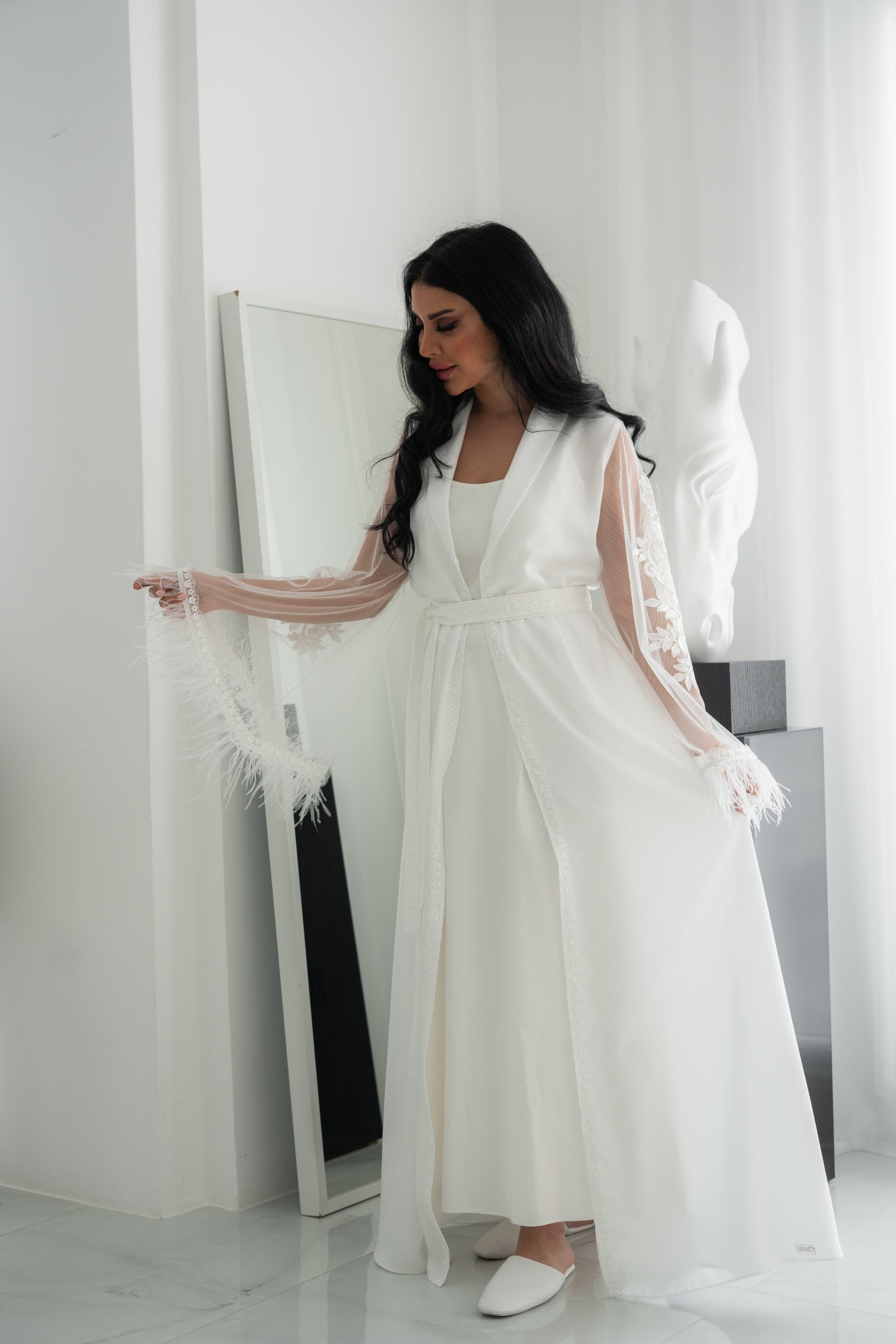 Feather Lace Bridal Robe – Sheer Embroidered Elegance