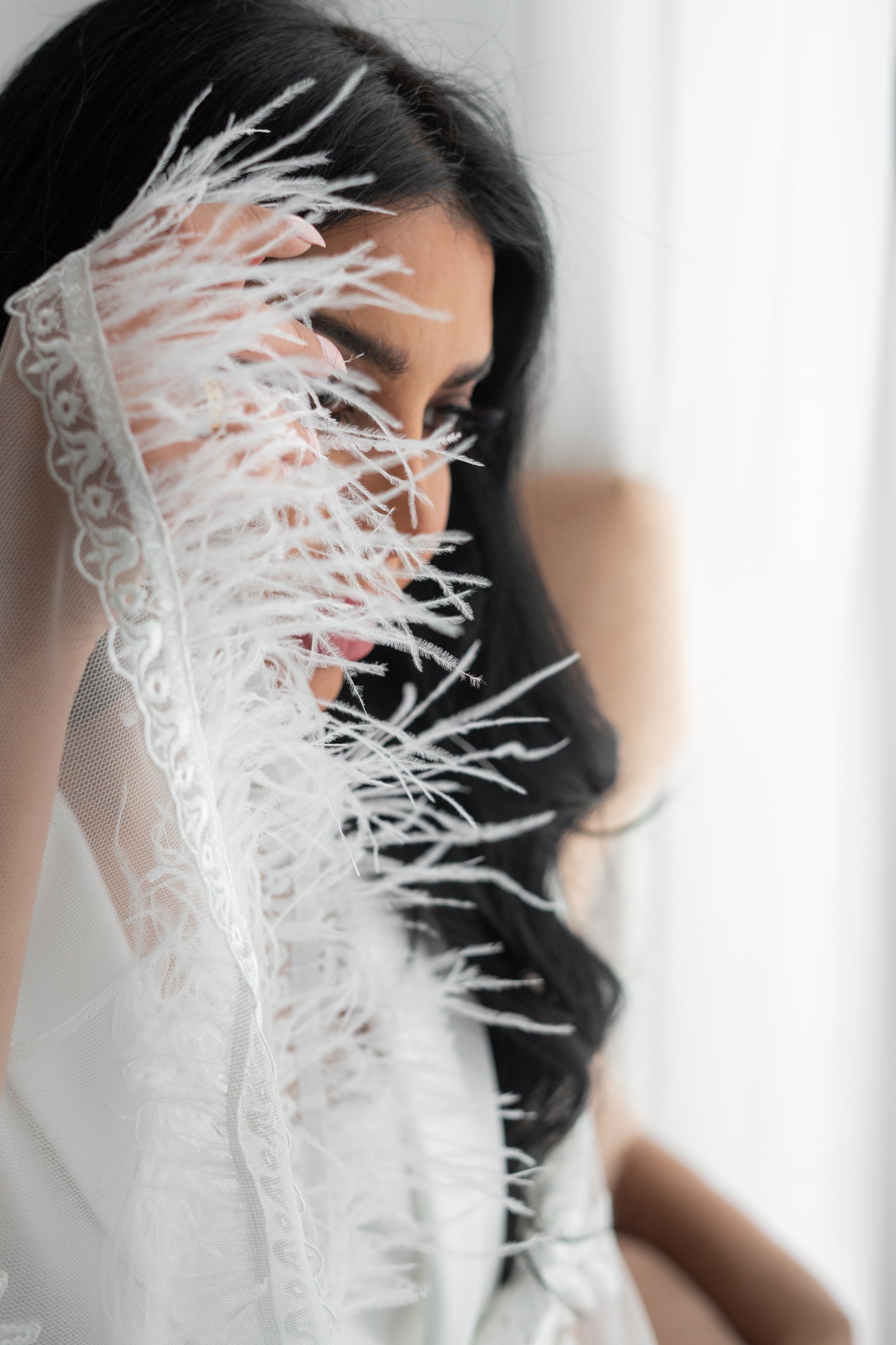 Feather Lace Bridal Robe – Sheer Embroidered Elegance
