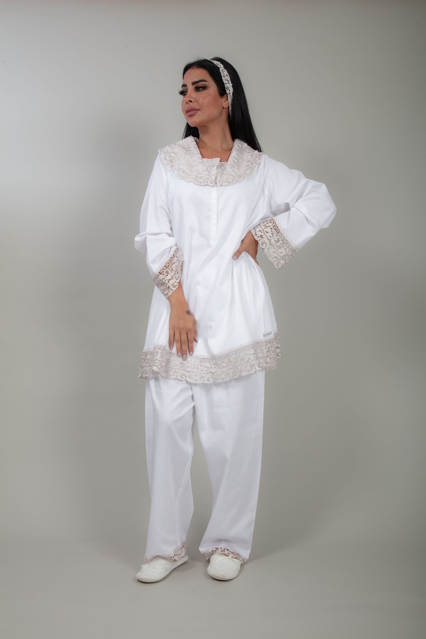 Elegant Cotton  White Cotton Pajamas Set
