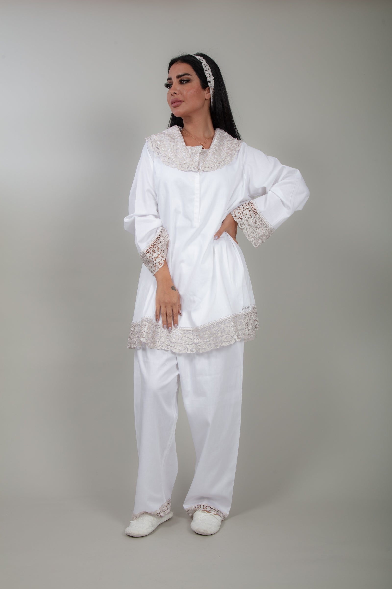 Elegant Cotton  White Cotton Pajamas Set