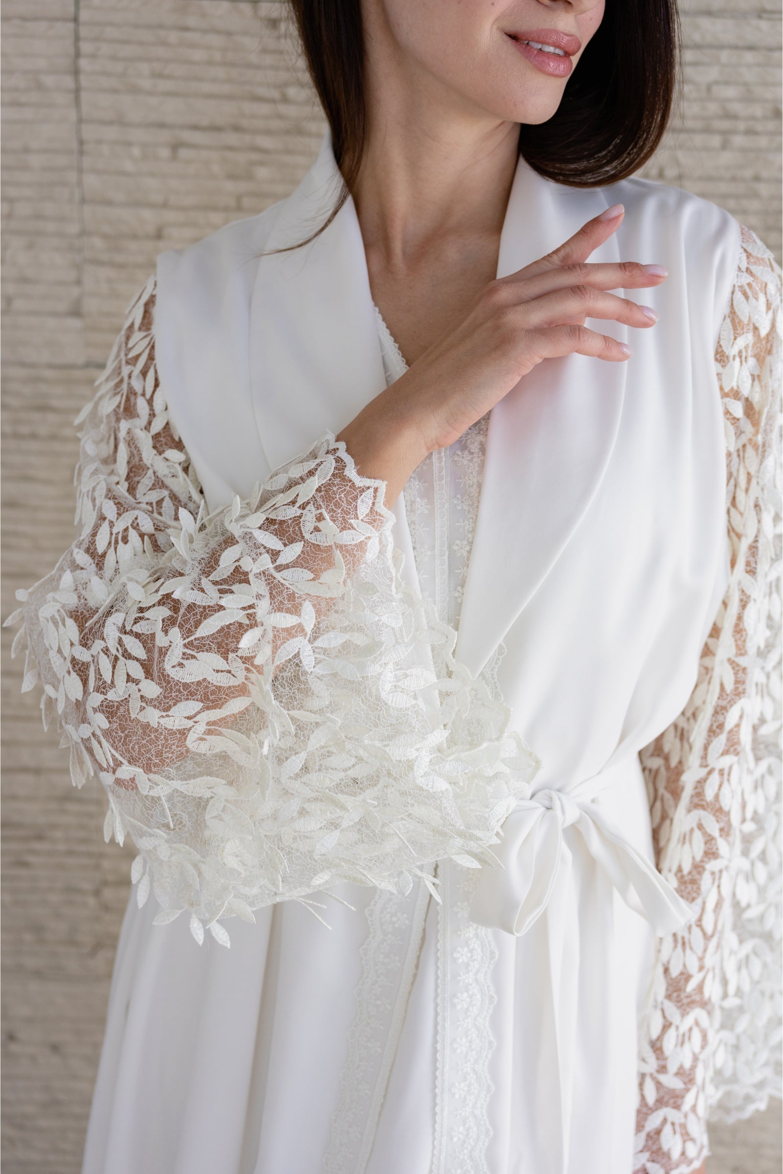 Elegant Light Cream Robe with Textured Lace Sleeves