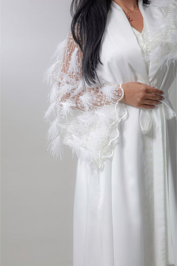 Elegant Feather Lace Robe