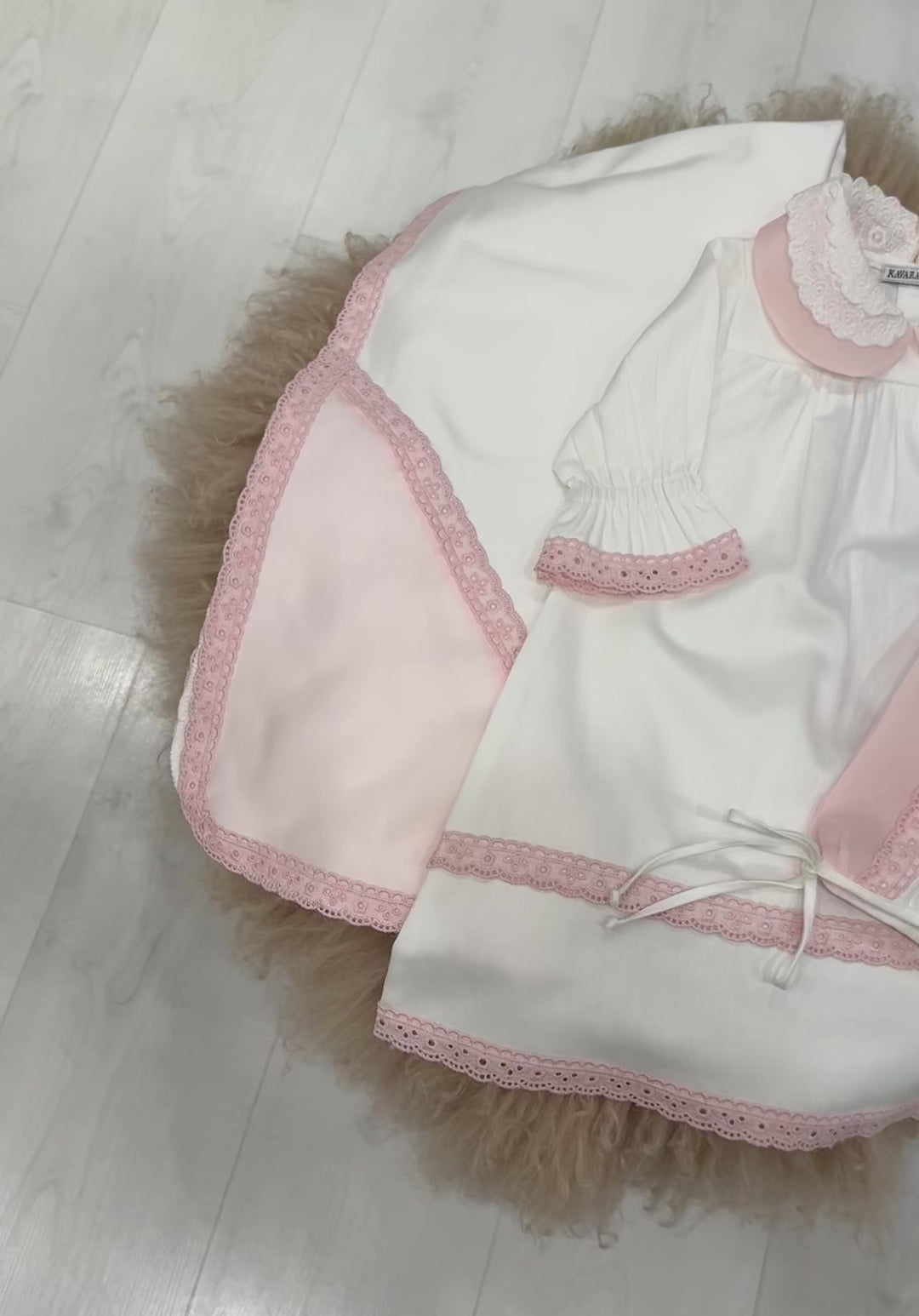 Elegant Baby Girl Newborn Set (3 Pieces)