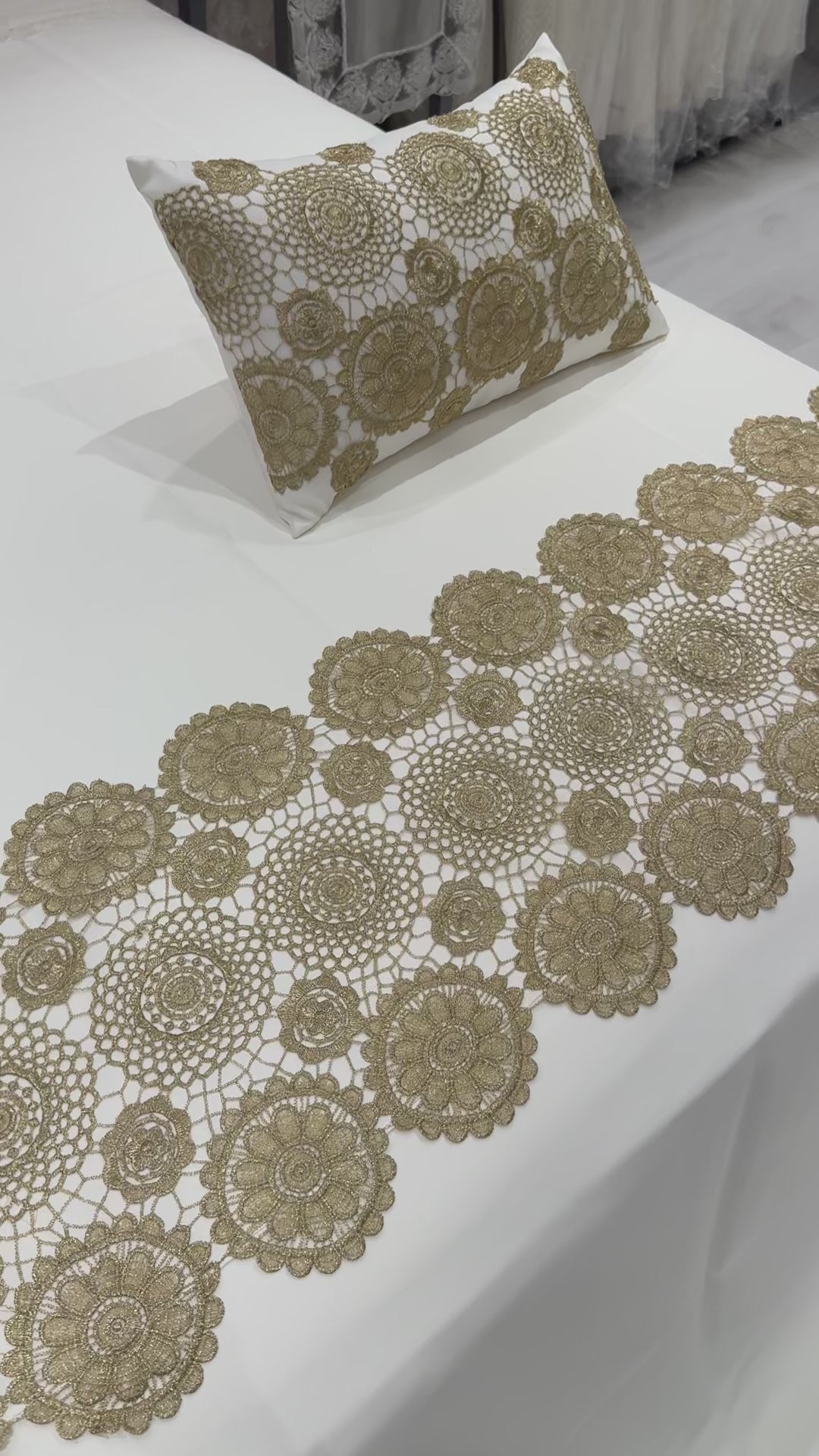 Golden guipure Throw