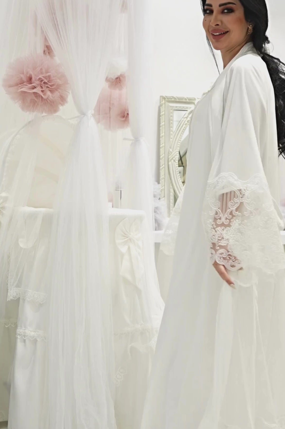 Elegant White Tulle Robe  With Elegant Lace